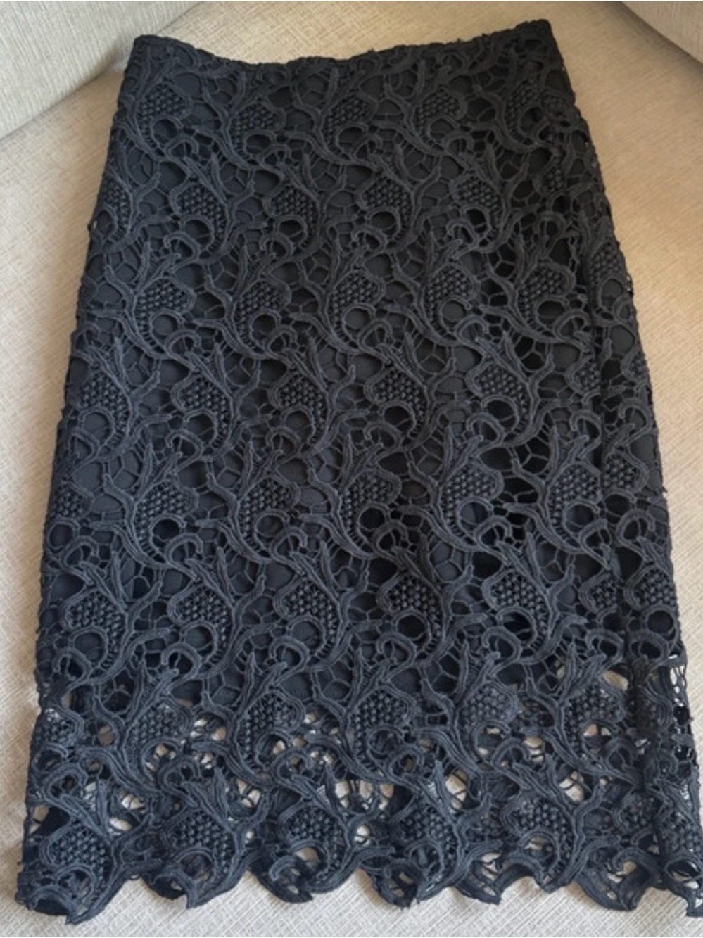 Elegant Black Lace Pencil Skirt - Sleek Feminine Style